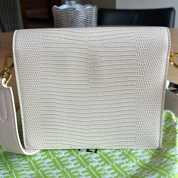 🆕 JW PEI Mini Flap Crossbody Ivory Lizard Handbag Vegan Purse - Picture 3 of 9